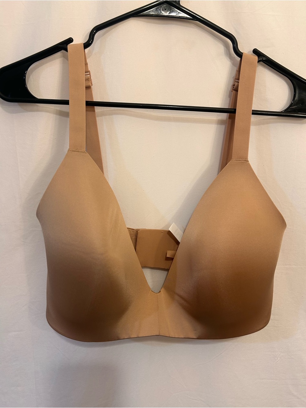 SKIMS Smooth Plunge Bra - Tan